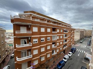 Piso en alquiler en Centro en Torrevieja