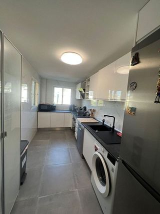 Piso en alquiler en Nueva Andalucía centro en Marbella