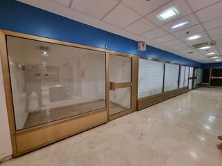 Local comercial en alquiler en Paseo Independencia en Zaragoza