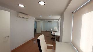 Oficina en alquiler en La Roqueta en Valencia