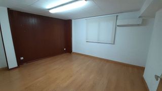 Oficina en alquiler en La Roqueta en Valencia