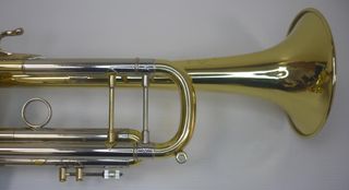 Trompeta Bach Stradivarius Sib 72 Corp U-Fonic