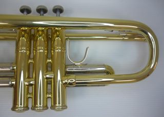 Trompeta Bach Stradivarius Sib 72 Corp U-Fonic