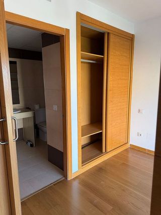 Piso en alquiler en Ensanche de Vallecas - Valdecarros en Madrid