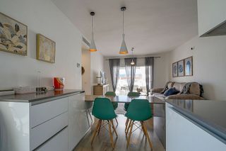 Ático en alquiler en Nueva Andalucía centro en Marbella