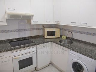 Piso en alquiler en Zona Teatro Campoamor en Oviedo