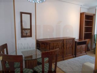 Piso en alquiler en Zona Teatro Campoamor en Oviedo