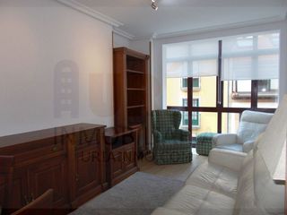 Piso en alquiler en Zona Teatro Campoamor en Oviedo