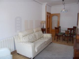 Piso en alquiler en Zona Teatro Campoamor en Oviedo