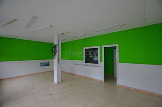Local comercial en alquiler en Tui