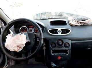 Renault 1101666 237101989r centralita motor clio