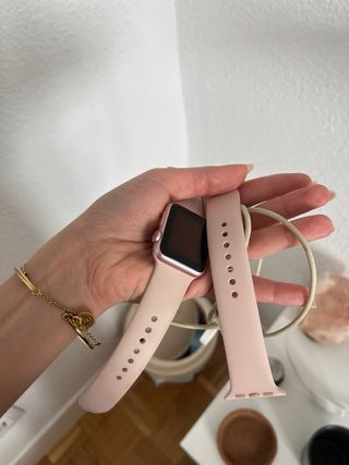 Apple Watch 1ª Gen + Correa Rosa Incluye cargador