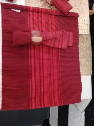 Salvamanteles individuales de tela y servilletas