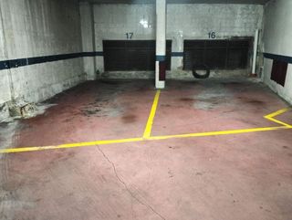 Garaje en venta en Milán - Pumarín - Teatinos en Oviedo