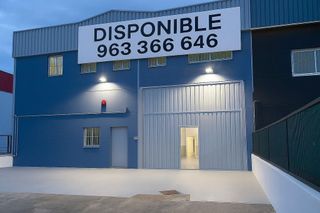 Nave industrial en venta en Riba-roja de Túria