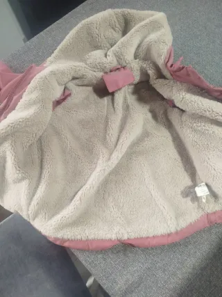 Abrigo/chubasquero niña talla 3-4