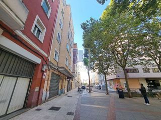 Piso en venta en Plaza España - Villa Pilar - Reyes Católicos - Vadillos en Burgos