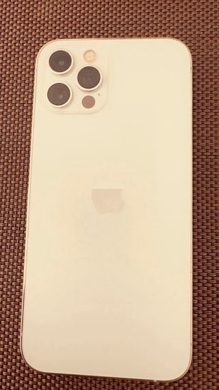 iPhone 12 Pro silver Plata