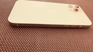 iPhone 12 Pro silver Plata