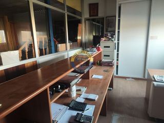 Nave industrial en venta en Villaquilambre