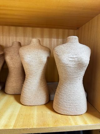 Bustos para collares y bisutería