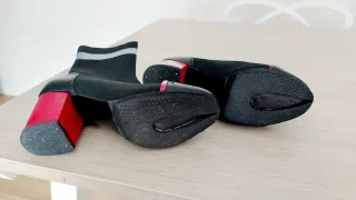 Botines Piel  negros y rojos