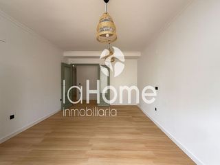 Piso en venta en Monserrat