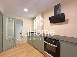 Piso en venta en Monserrat