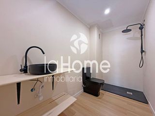 Piso en venta en Monserrat