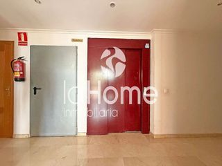 Piso en venta en Monserrat