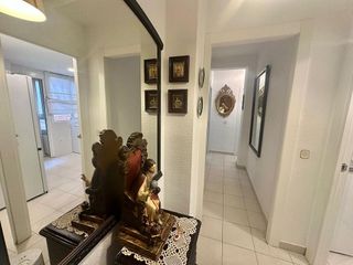 Piso en venta en Parque Victoria Eugenia en Málaga