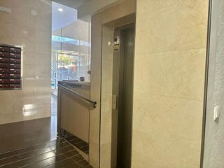 Piso en venta en Parque Victoria Eugenia en Málaga