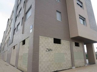 Local comercial en venta en AVE - Villimar en Burgos