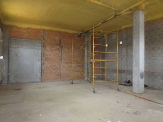 Local comercial en venta en AVE - Villimar en Burgos