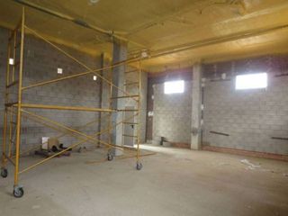 Local comercial en venta en AVE - Villimar en Burgos