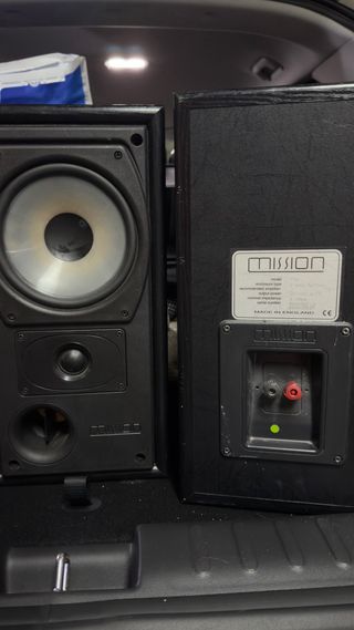 Altavoces Mission 732 Negros