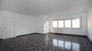 Piso en venta en Centre en Salt