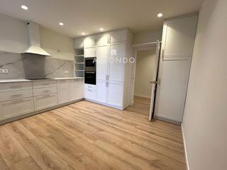 Chalet en alquiler en Piovera - Conde Orgaz en Madrid