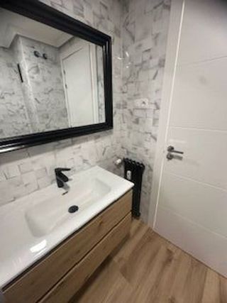 Piso en alquiler en Centro Ciudad en León