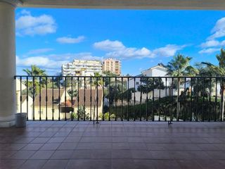 Piso en alquiler en Zona el Higuerón en Benalmádena