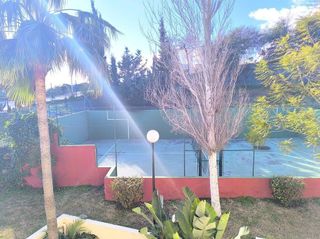 Piso en alquiler en Zona el Higuerón en Benalmádena