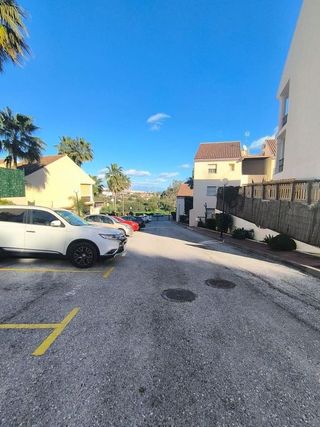 Piso en alquiler en Zona el Higuerón en Benalmádena