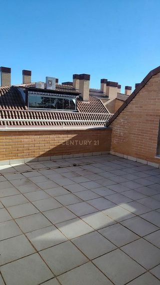 Dúplex en alquiler en El Castillo Campodón en Villaviciosa de Odón