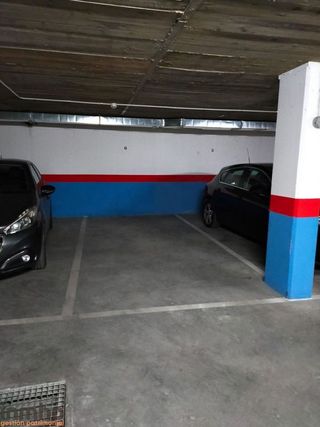 Garaje en alquiler en Barrio Jesús en Zaragoza