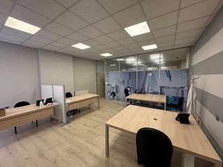 Local comercial en alquiler en San Pedro de Deusto-La Ribera en Bilbao