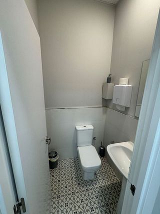 Local comercial en alquiler en San Pedro de Deusto-La Ribera en Bilbao