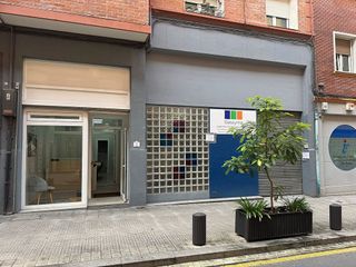 Local comercial en alquiler en San Pedro de Deusto-La Ribera en Bilbao