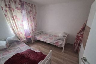 Piso en alquiler en Los Ángeles en Alicante