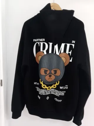 Sudadera Negra Partner in Crime Oso