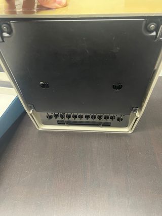 Máquina de escribir Olivetti Dora